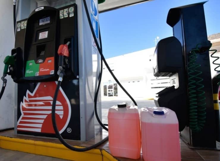 En México se adultera hasta el 30% de cada litro de combustible