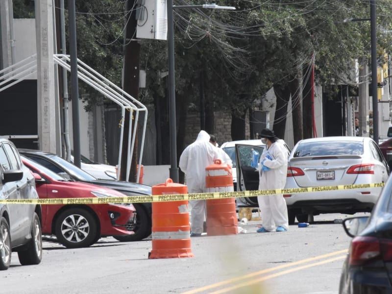 Deja dos muertos balacera en un bar de Monterrey