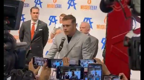 El Canelo Álvarez destapa a Torruco como aspirante "futuro" a la jefatura de gobierno de la CDMX