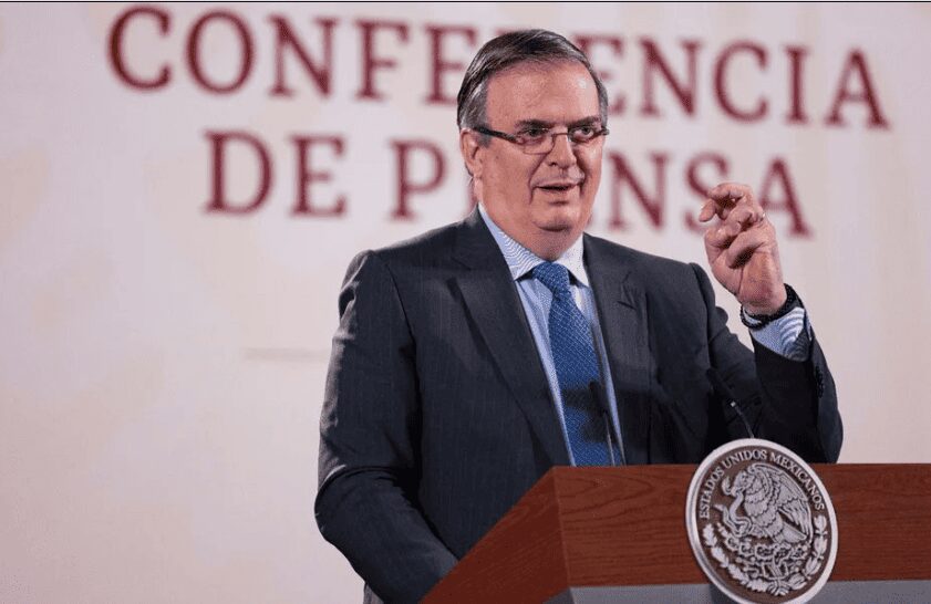 Ebrard aseguró que México sólo recibirá a mil migrantes deportados por día