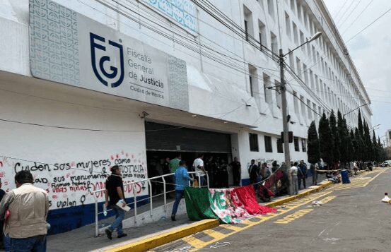 Policías agreden a jóvenes menores de edad en Metro Mexicaltzingo