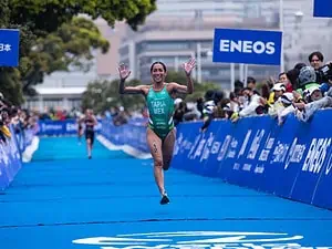 ¡México tiene una nueva medalla!; la de Rosa María Tapia en triatlón