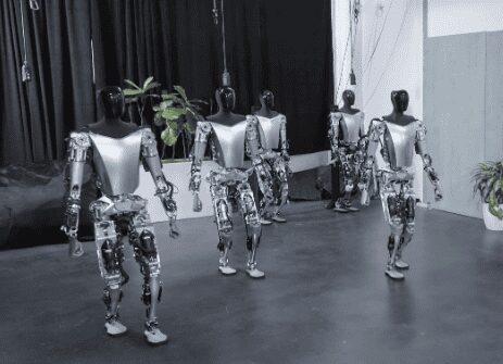 El robot Tesla Optimus, es actualizado, mira todo lo que puede hacer