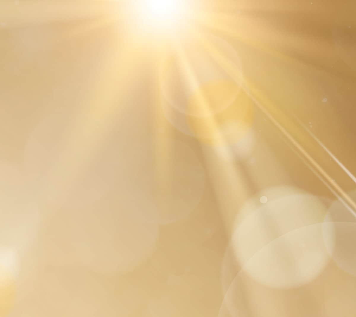 Hombre muere por golpe de calor, se desploma y se impacta con el concreto