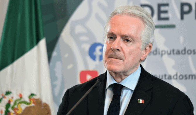 Ante críticas de AMLO, Creel lo califica como ‘renegado de sus orígenes’