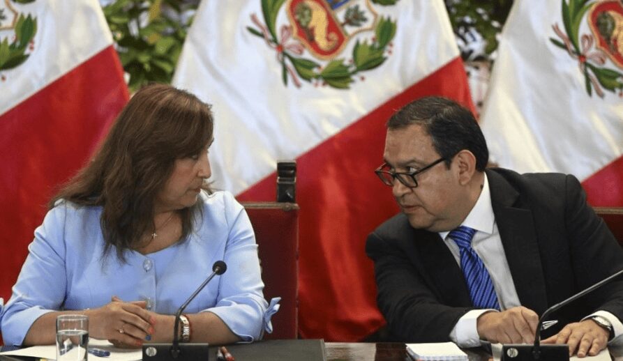 Funcionarios diplomáticos de Perú, reciben amenazas de muerte en México