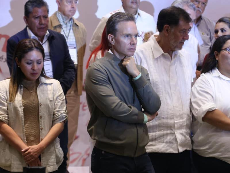 Manuel Velasco solicita licencia como senador para buscar la candidatura presidencial por Morena