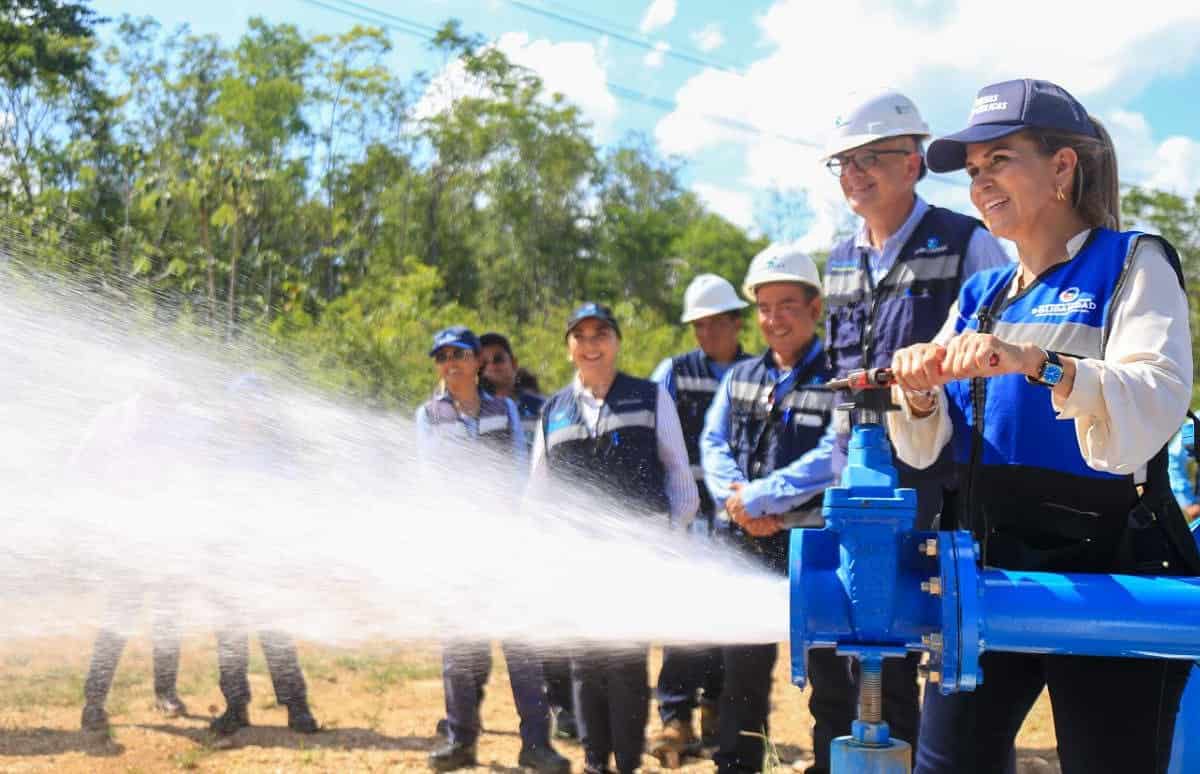 Gobierno de Solidaridad realiza acciones para dar mejor suministro de agua