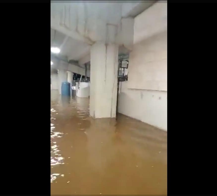 Luego de una inversión de 300 mdp, se inunda el Estadio Beto Ávila en Cancún