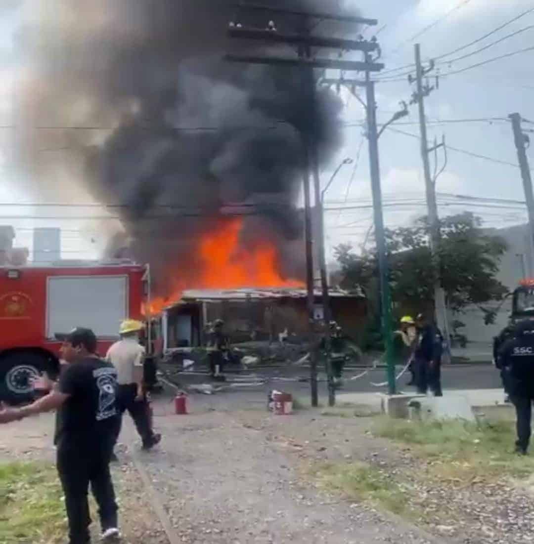Incendio en casas de cartón en Atlampa, CDMX