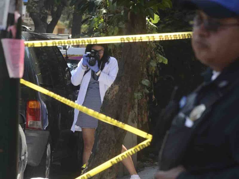 Abuelito de 78 años se lanza de edificio en Hidalgo y termina con su vida