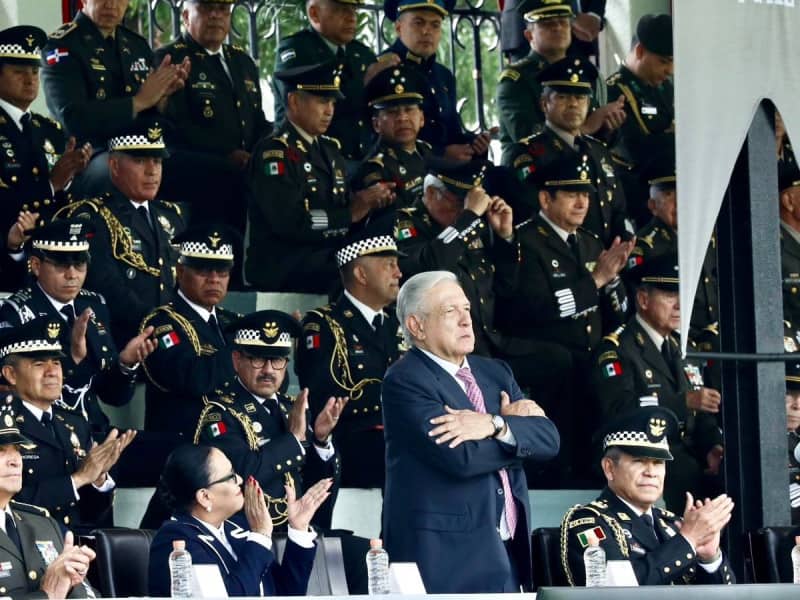 AMLO no se da por vencido: enviará nueva iniciativa para que la Guardia Nacional dependa de la SEDENA