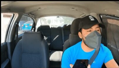 Taxista es agredido por tardar demasiado en devolver su celular a mujer