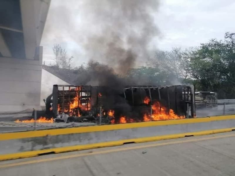 Accidente en la Autopista del Sol deja sin vida a un elemento de la Guardia Nacional