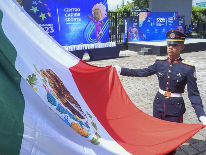 La Bandera de México ya ondea en los Juegos Centroamericanos