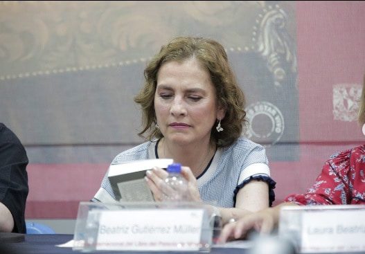 Beatriz Gutiérrez defiende a su esposo de los deseos de Céspedes