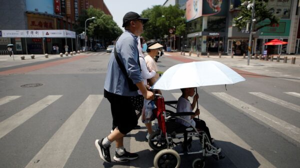 China se derrite ante ola de calor; registran temperaturas de hasta 39°C