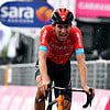 Tras caer a un barranco, muere el ciclista Gino Mader