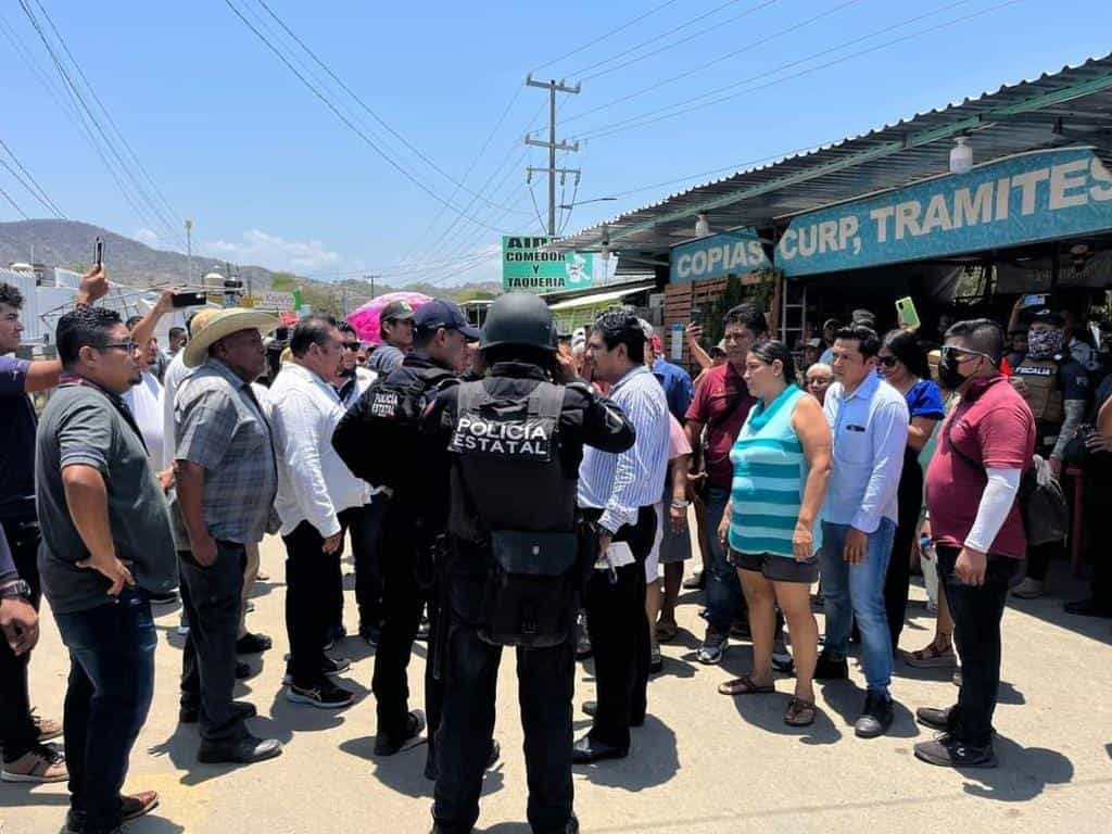 Desarticulan una red de 11 farmacias clandestinas en Guerrero