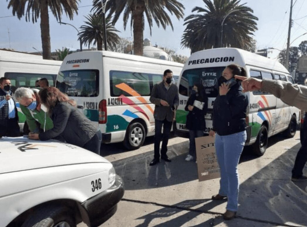 Pánico en choferes de taxis y combis en Tizayuca por extorsiones