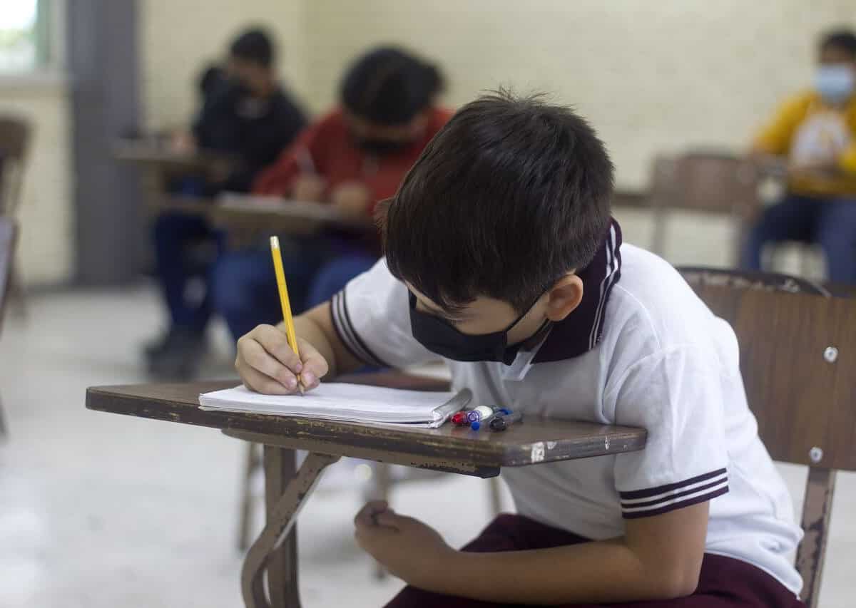 En Coahuila el fin del ciclo escolar será en línea, ante ola de calor