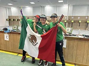 Equipo mexicano femenil de tiro se adueña del podio en la prueba individual y obtiene el oro en equipo