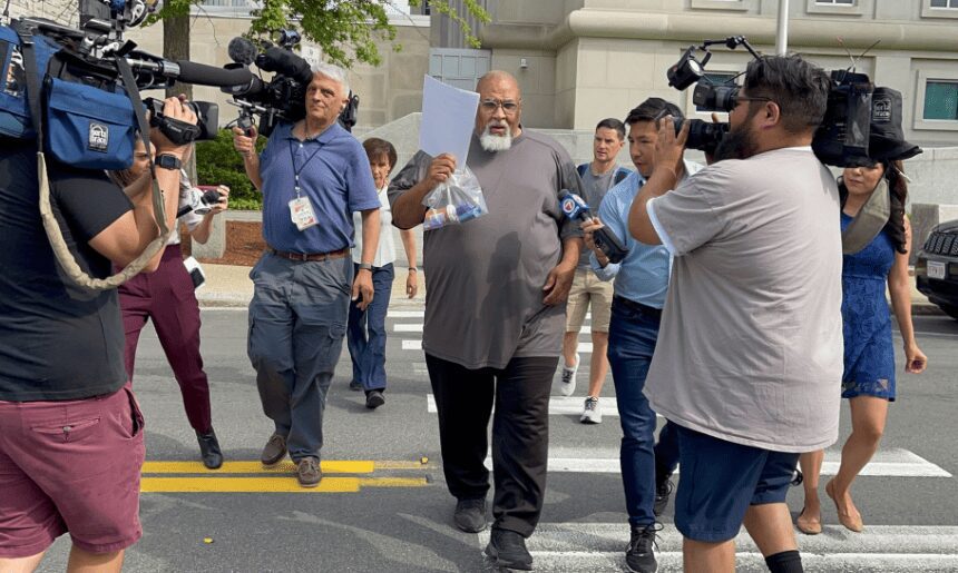 Director de la morgue de la Universidad de Harvard, es acusado por tráfico de cadáveres