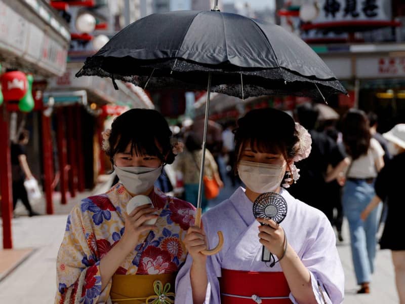 Aprueban en Japón que la edad mínima de consentimiento sexual sea hasta los 16 años