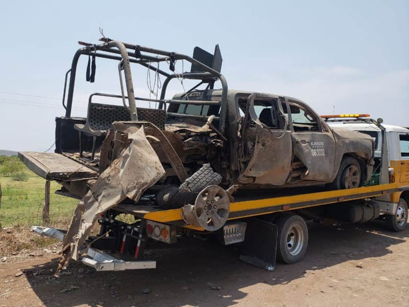 Explota mina en Apatzingán, Michoacán, dejando como saldo 4 militares lesionados