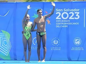 Itzamary González y Diego Villalobos le dan otra medalla a México en natación artística