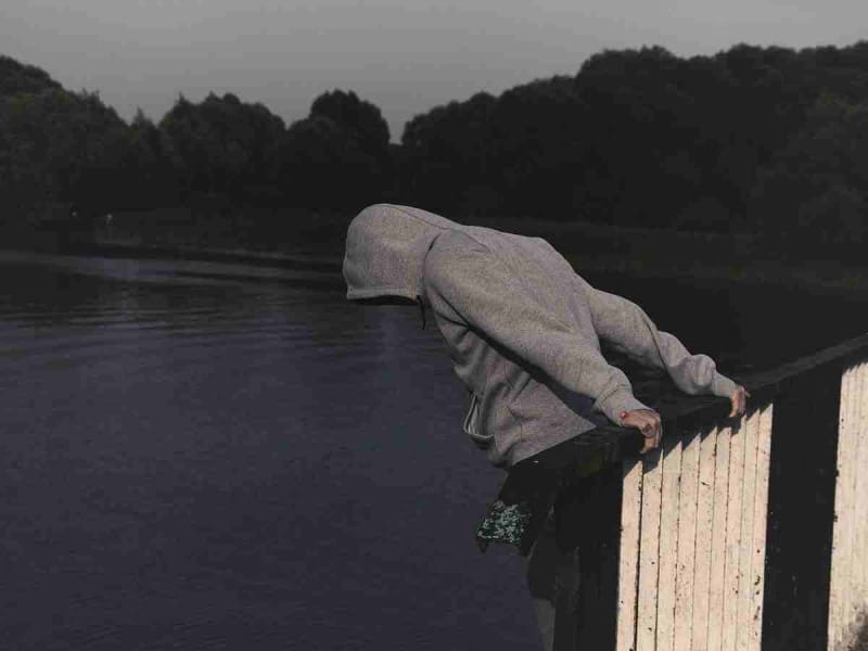 Periodista se suicida tras ser rechazado como refugiado en EU