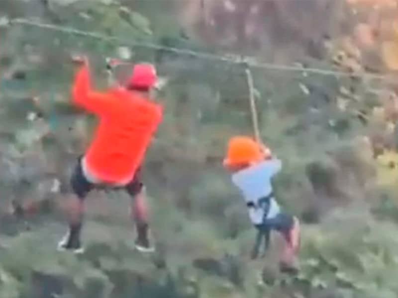Tras falla en tirolesa, cae un niño a 12 metros de altura en Nuevo León