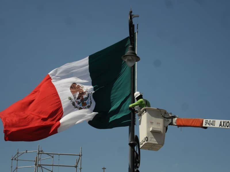 ¿Qué tan enamorados están los mexicanos de su trabajo?, sólo el 60% de la población ama lo que hace