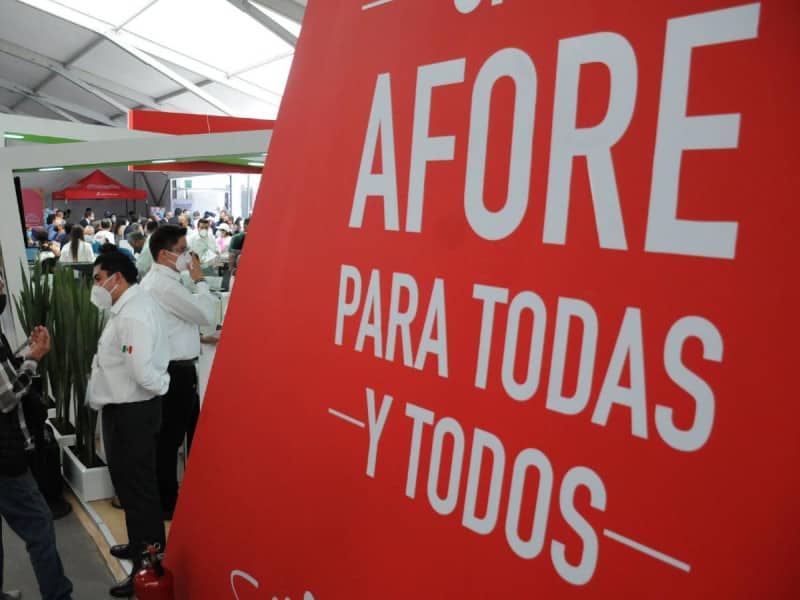 ¿Necesitas dinero? Retirarlo de tu Afore es muy sencillo, aquí te explicamos