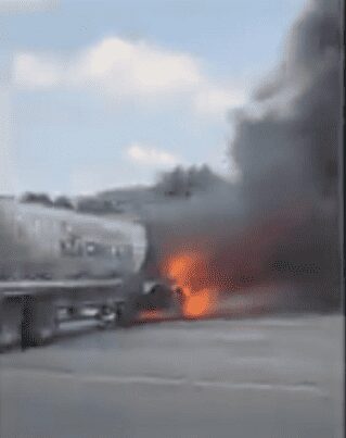 Narcobloqueos en carretera San Juan de los Lagos, Jalisco