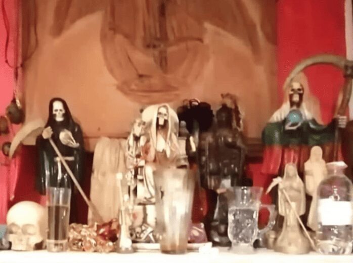 Encuentran altares demoníacos y droga en Pachuca