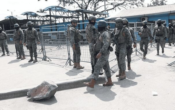 Decretan estado de excepción en Ecuador, por violencia carcelaria que dejo 18 muertos