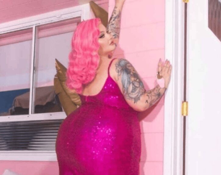 Barbie de talla grande se hace famosa en redes; lucha por la autoaceptación