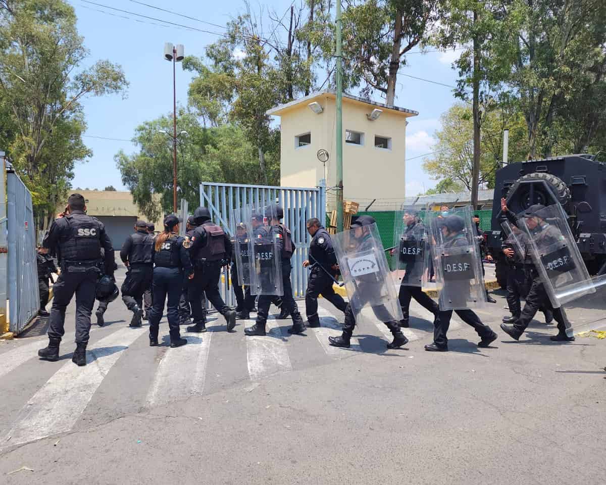 Motín en Reclusorio Oriente, genera fuerte movilización policiaca