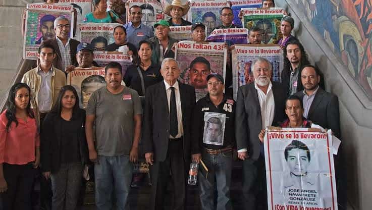 AMLO, menciona que caso Ayotzinapa ha avanzado gracias a Sedena y Marina