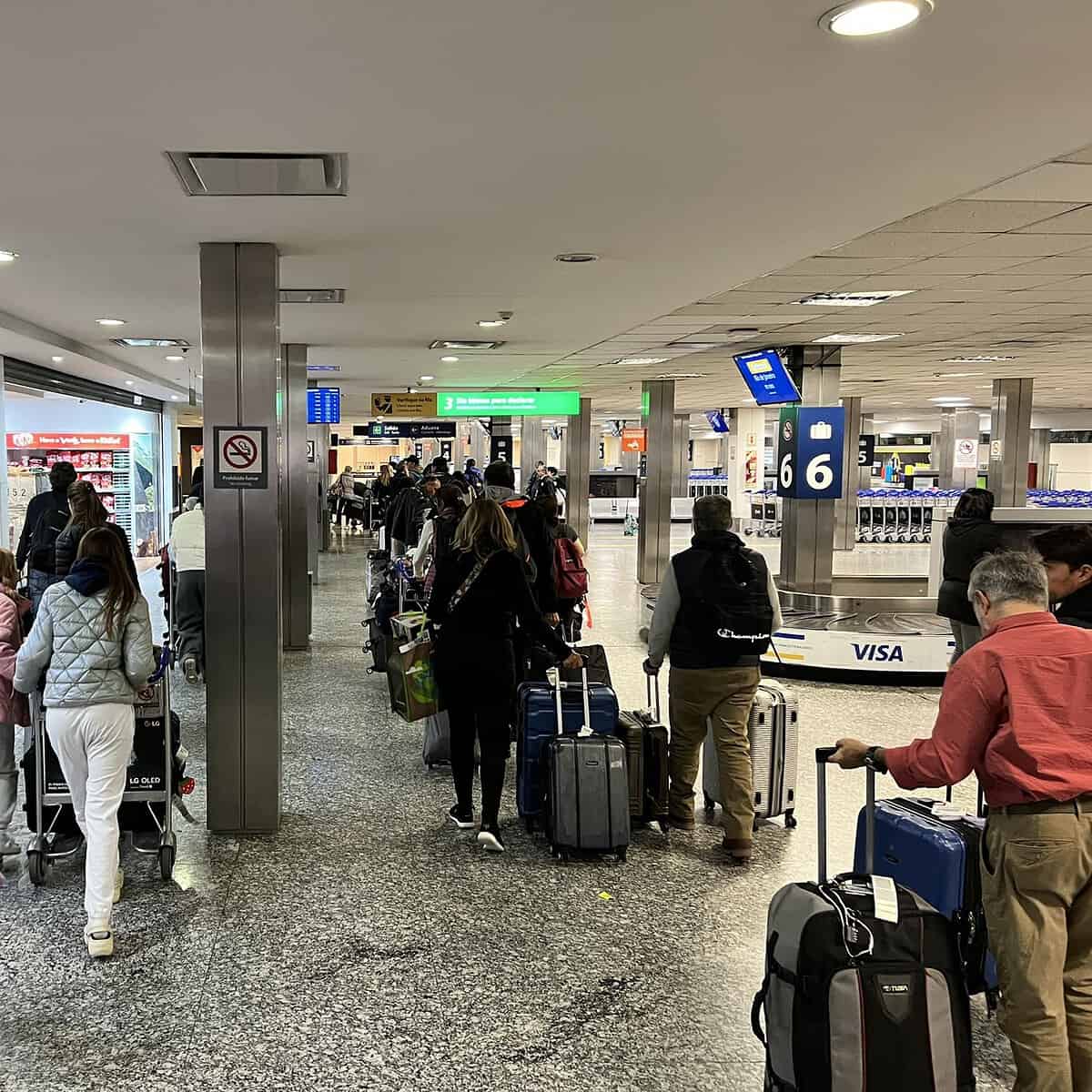Mujer pierde la vida en medio de un vuelo de Barcelona a Buenos Aires