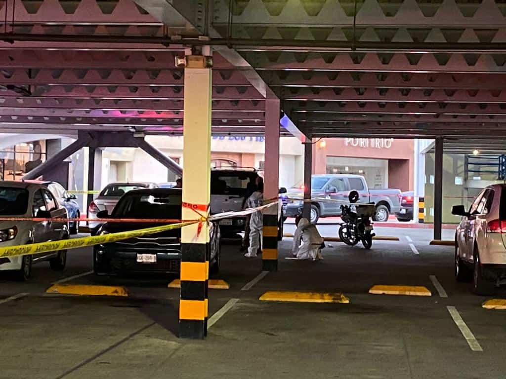 Un ataque armado deja a un hombre sin vida en Plaza Río, Tijuana
