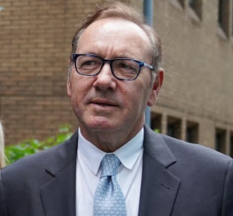 Kevin Spacey asegura que no fue agresivo con sus presuntas víctimas