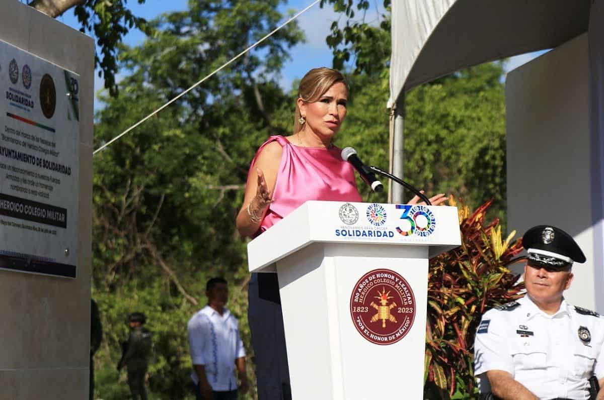 Lili Campos celebra el 30 aniversario de Solidaridad con la inauguración de la avenida Heroico Colegio Militar