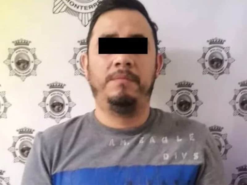 Por pasarse un alto, cae sujeto acusado de abuso sexual
