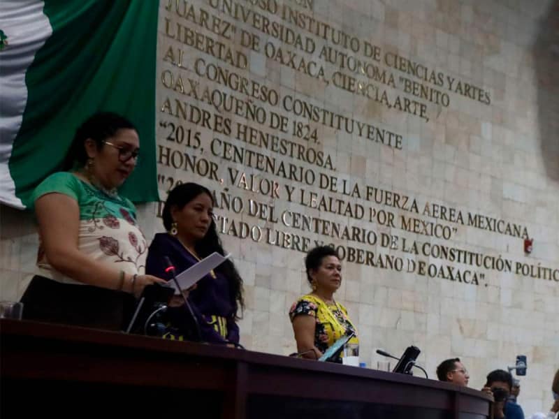 Congreso de Oaxaca aprueba desaparición del TJAEO en 8 minutos