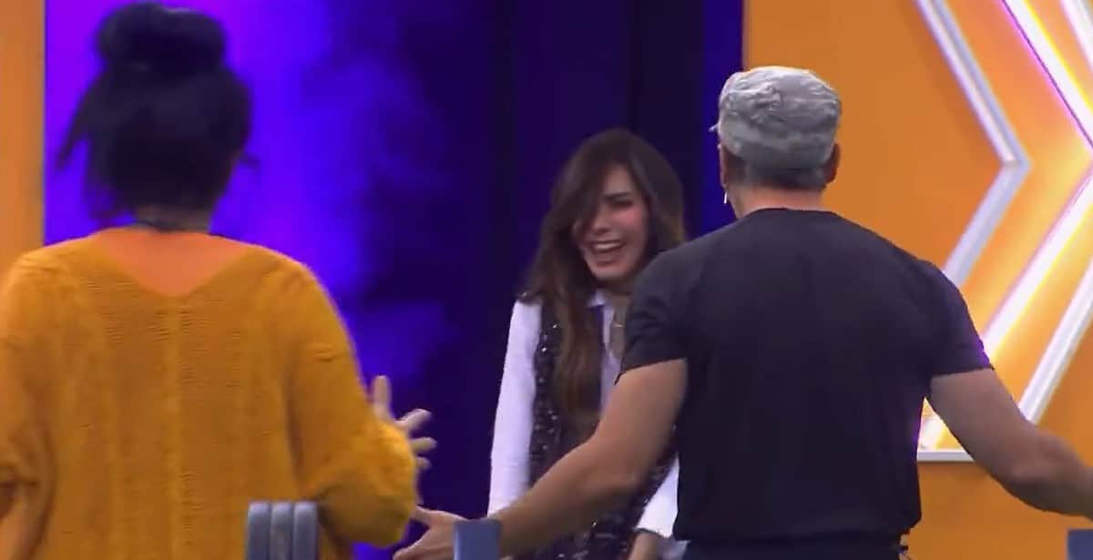 Gloria Trevi visita ‘La Casa de los Famosos’ y presenta a ‘Medusa’