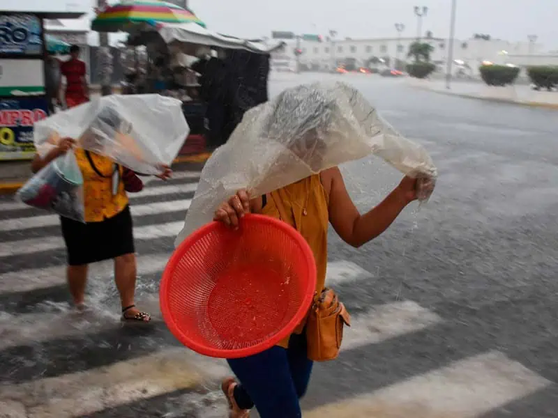 5 Estados se verán afectados por dos ciclones tropicales