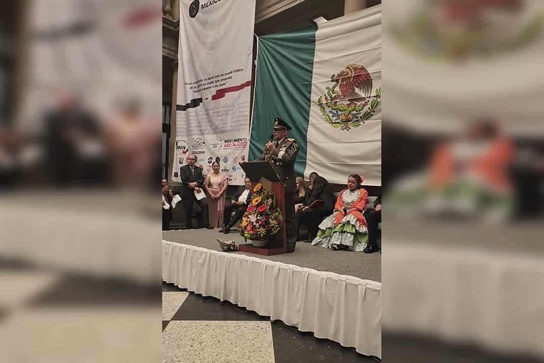 Supuesto ex militar arremete contra AMLO