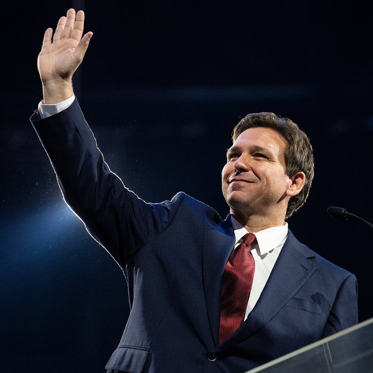 AMLO, pide que no voten por, Ron DeSantis por su ley migratoria en Florida